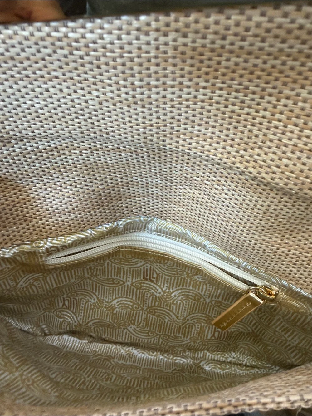 Lilly Pulitzer Beige Clutch with Gold Leaf Embroidery and Bar Accent
